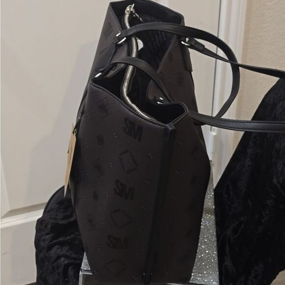 Steve Madden BLiza Diamond Logo Tote Bag